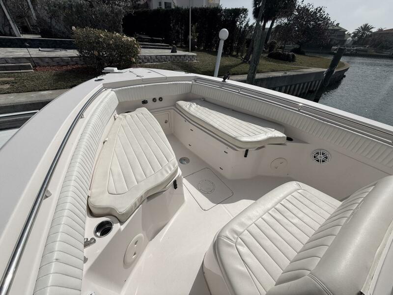 30' 2013 Grady-White Canyon 306