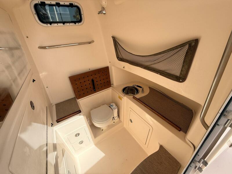 30' 2013 Grady-White Canyon 306