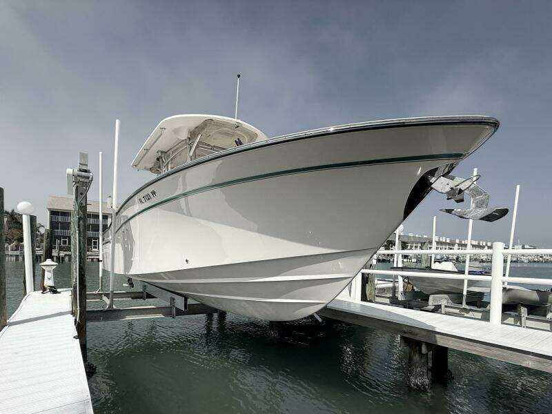 30ft Grady White Yacht For Sale