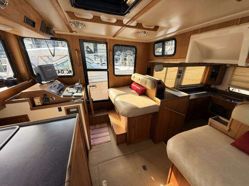 NOMAD 37ft Nordic Tugs Yacht For Sale