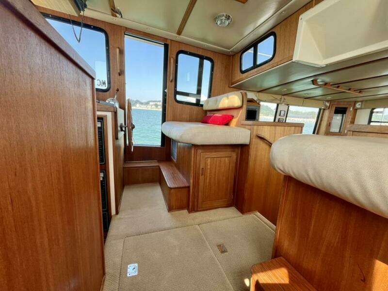 NOMAD 37ft Nordic Tugs Yacht For Sale