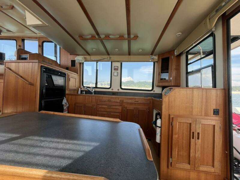 NOMAD 37ft Nordic Tugs Yacht For Sale