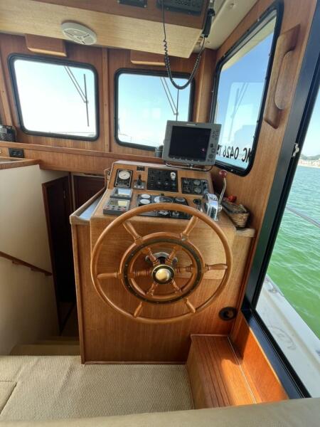 37' 2000 Nordic Tugs 37