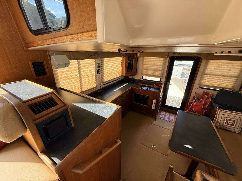 NOMAD 37ft Nordic Tugs Yacht For Sale