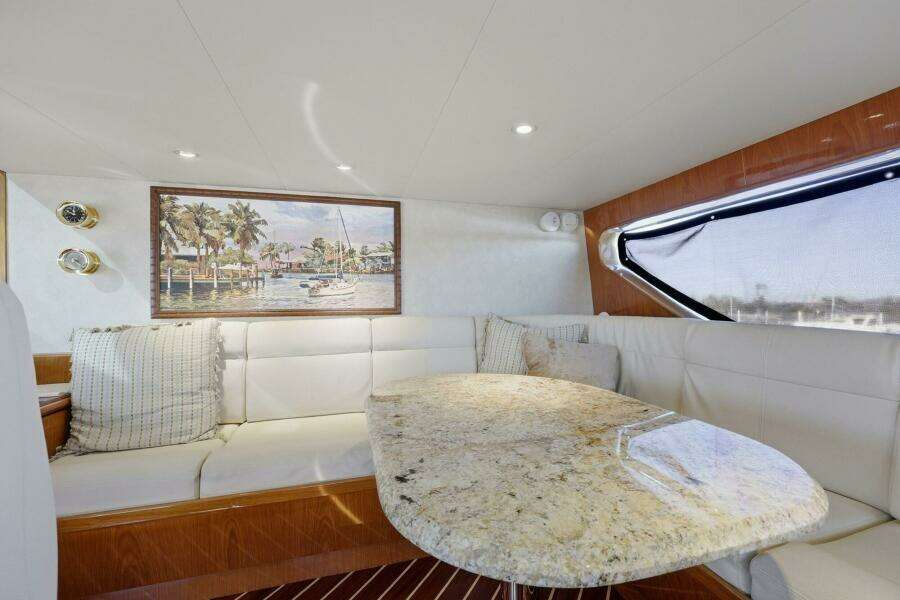 Cheoy Lee 95 FOOTLOOSE - Skybridge Helm Lounge