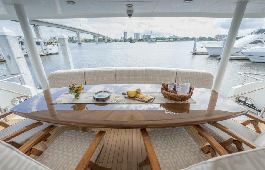 95' 2008 Cheoy Lee 95 Motor Yacht