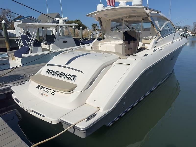 41' 2015 Pursuit SC 365i Sport Coupe