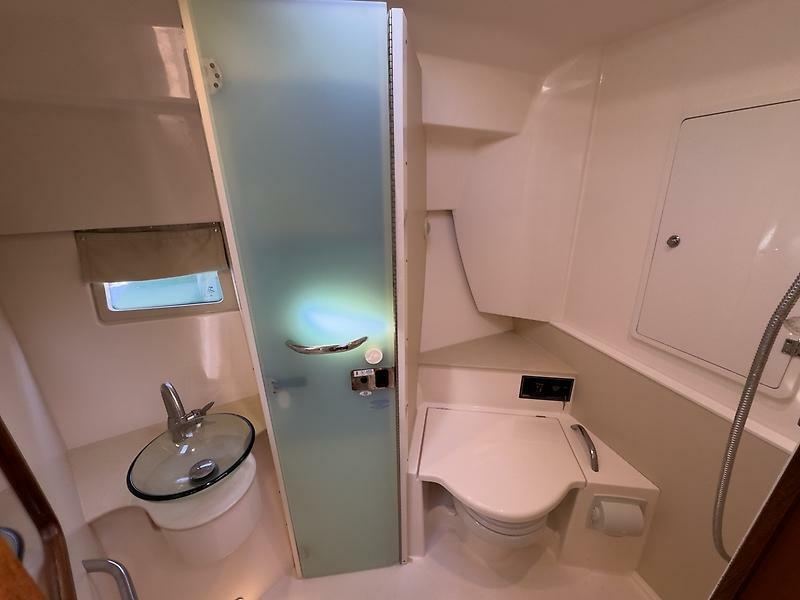 41' 2015 Pursuit SC 365i Sport Coupe