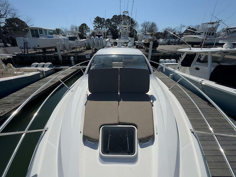 41' 2015 Pursuit SC 365i Sport Coupe