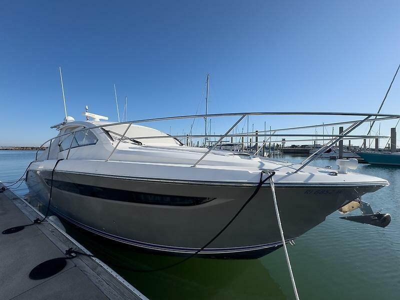 41' 2015 Pursuit SC 365i Sport Coupe