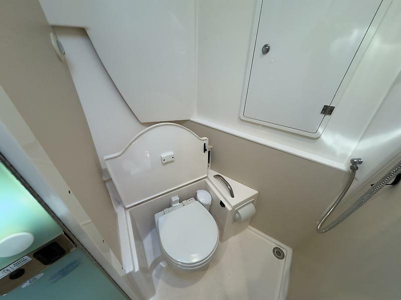 41' 2015 Pursuit SC 365i Sport Coupe