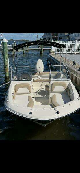 19ft Stingray Yacht For Sale