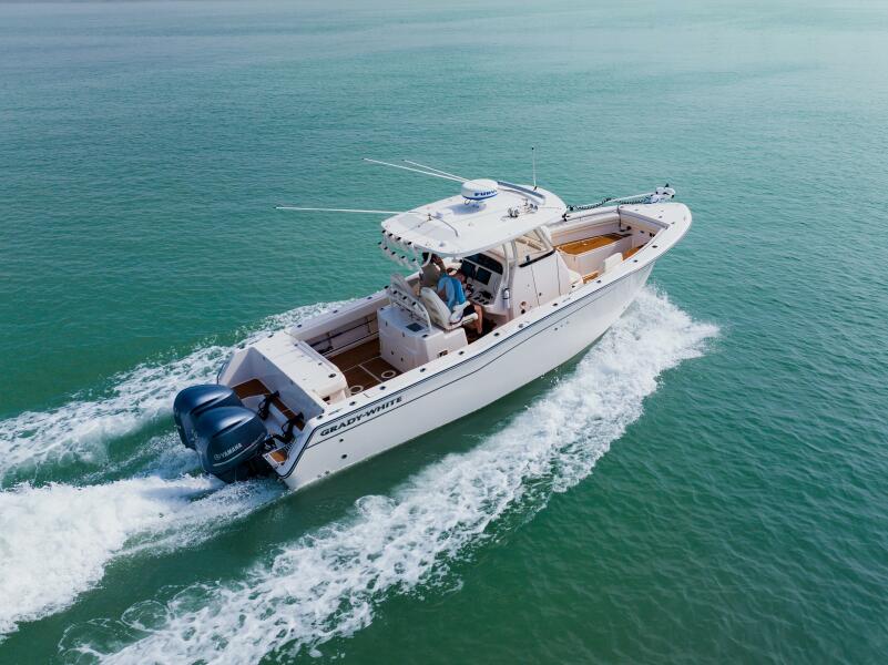 30' 2021 Grady-White 306 Canyon