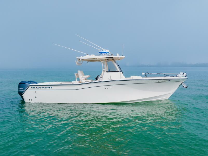 30' 2021 Grady-White 306 Canyon