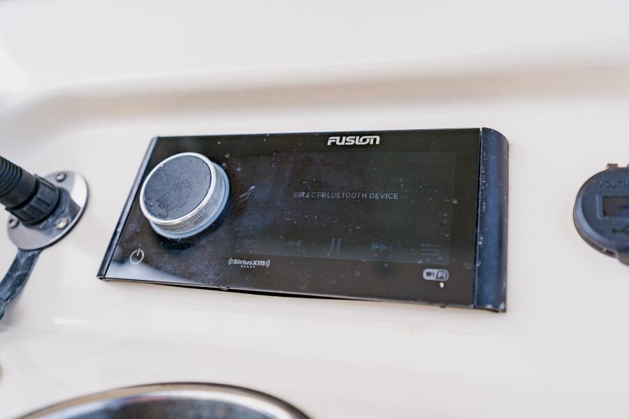 30' 2021 Grady-White 306 Canyon