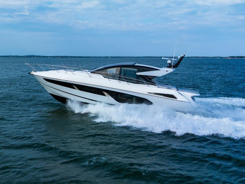 60' 2021 Sunseeker Predator 60 EVO
