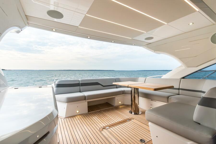 60' 2021 Sunseeker Predator 60 EVO