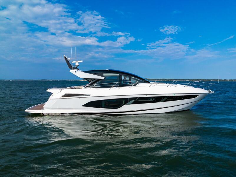 60' 2021 Sunseeker Predator 60 EVO