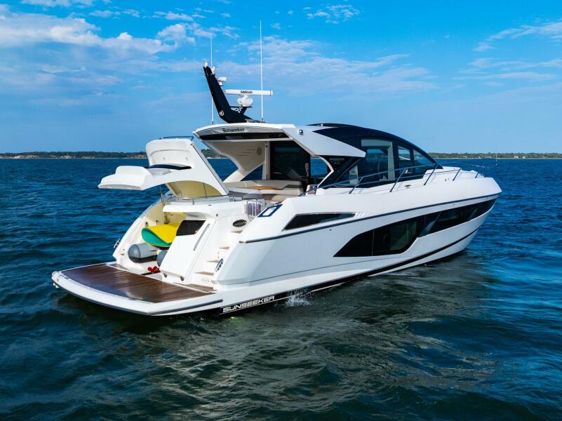 60' 2021 Sunseeker Predator 60 EVO