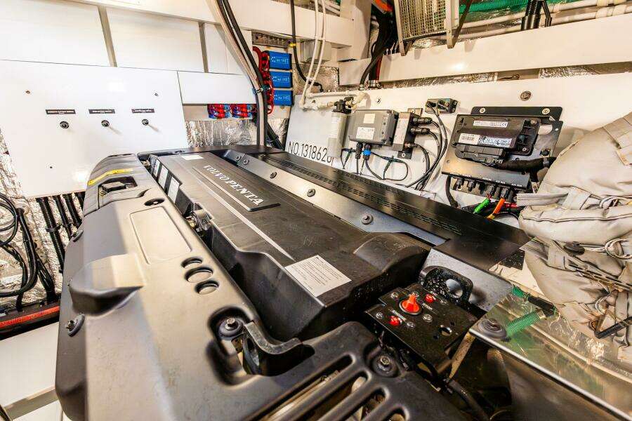 60ft Sunseeker Yacht For Sale