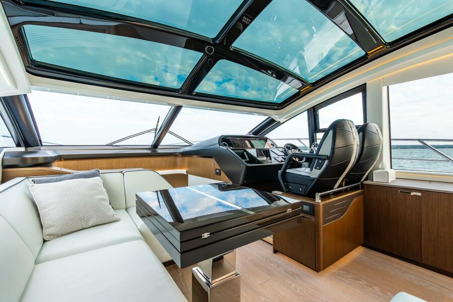 60' 2021 Sunseeker Predator 60 EVO