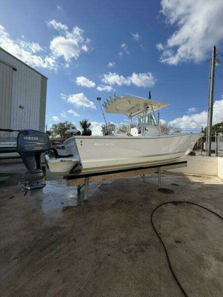 26ft Regulator Yacht For Sale