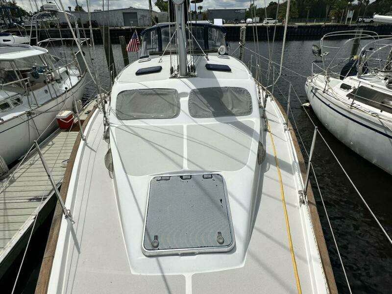 2005 Catalina Morgan 440