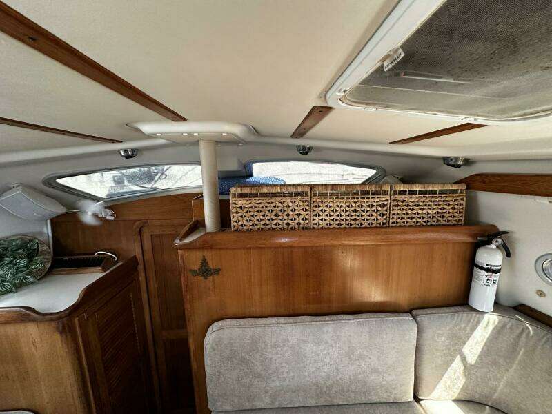 2005 Catalina Morgan 440