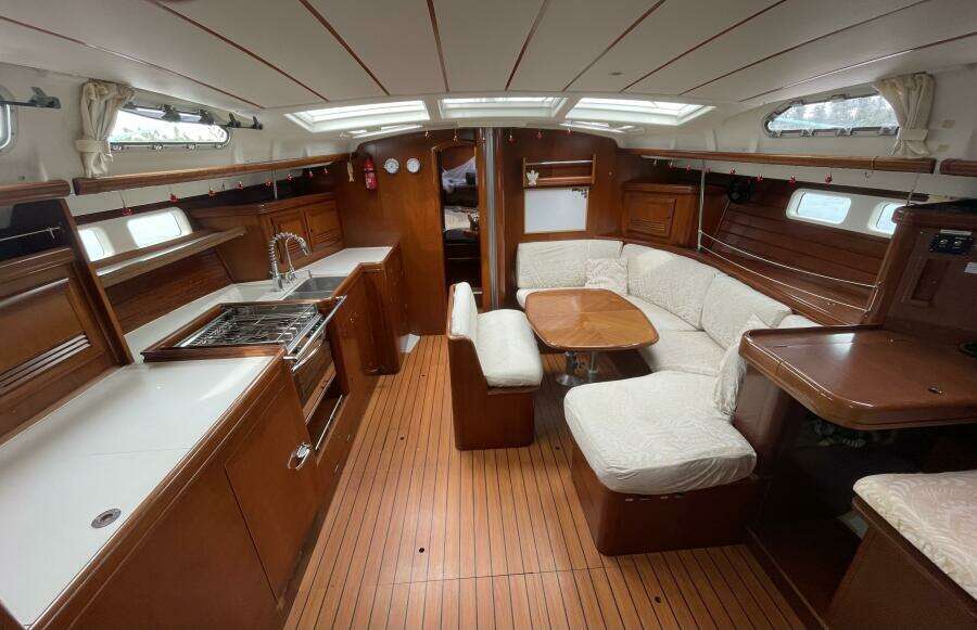 Blue Moana 47ft Beneteau Yacht For Sale