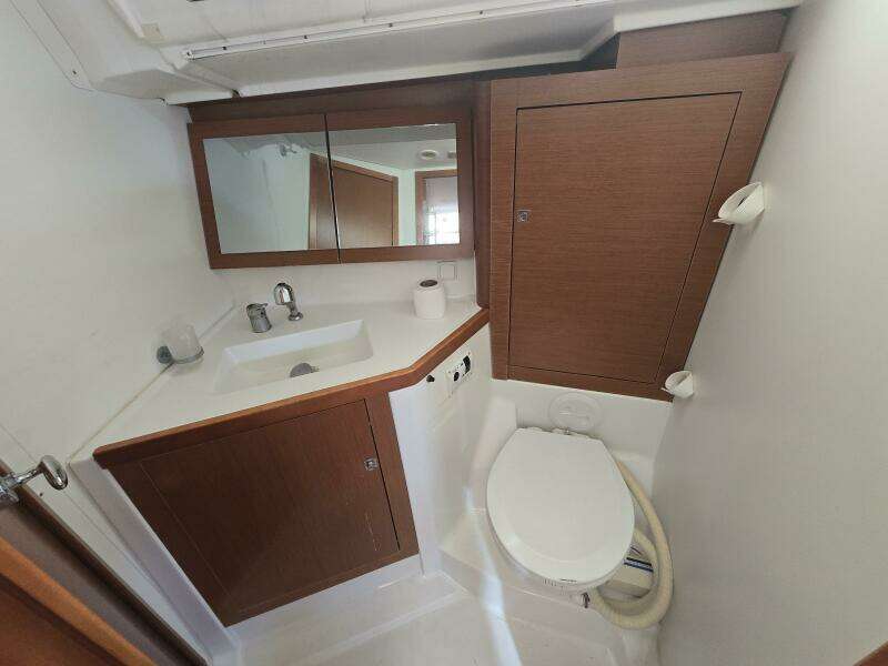 Buka 45ft Beneteau Yacht For Sale