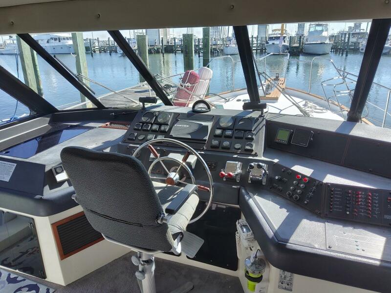 45' 1991 Bayliner 4588 Pilothouse Motoryacht