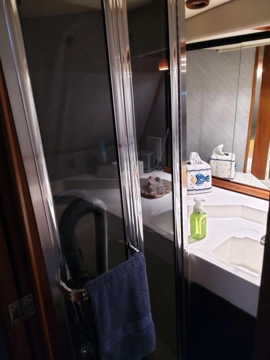 1991 Bayliner 4588 Pilothouse
