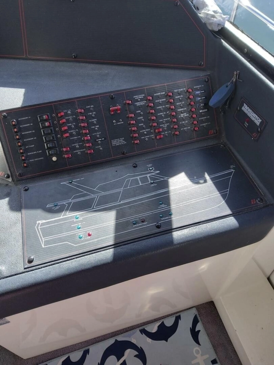 1991 Bayliner 4588 Pilothouse