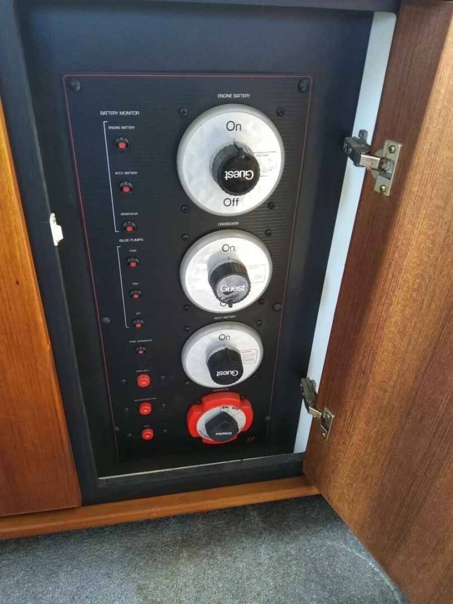 1991 Bayliner 4588 Pilothouse