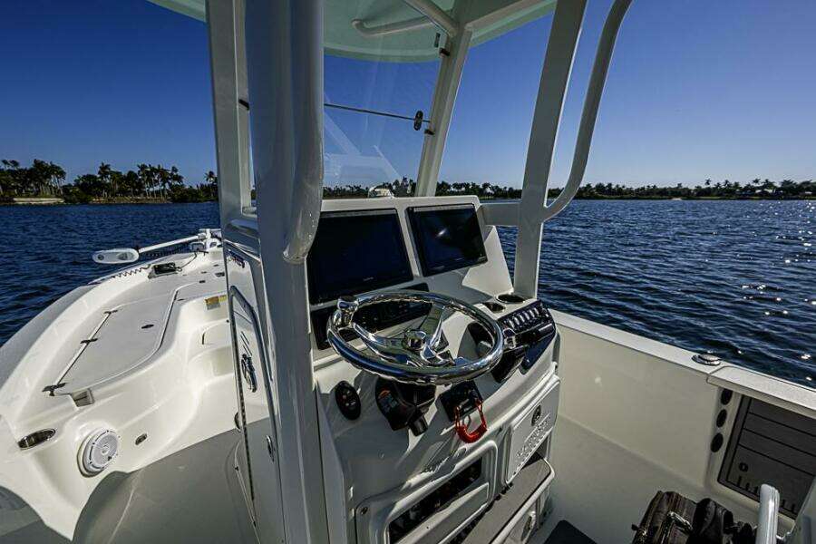 26ft NauticStar Yacht For Sale