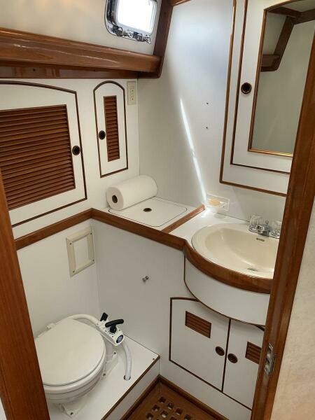 44' 1983 Little Harbor 44