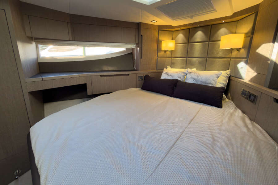 53ft Galeon Yacht For Sale