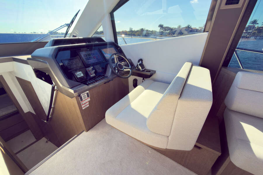 53ft Galeon Yacht For Sale