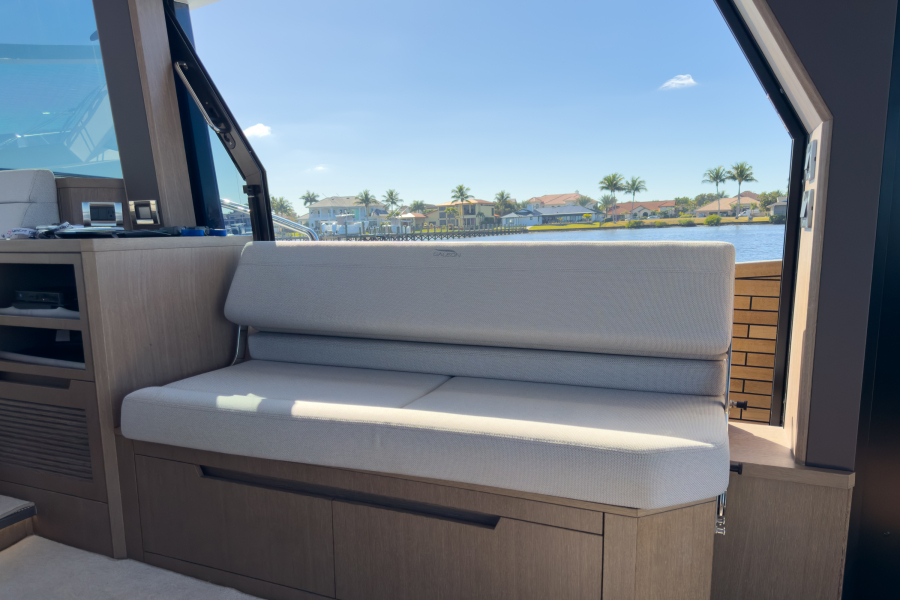53' 2022 Galeon 510 SKY