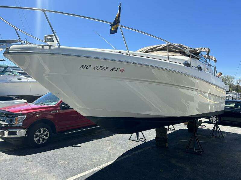 27ft Sea Ray Yacht For Sale