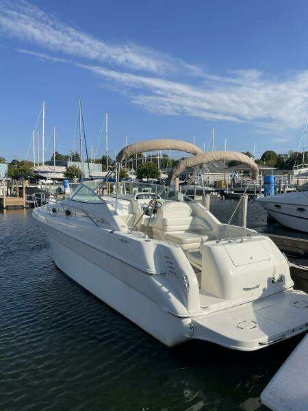 27ft Sea Ray Yacht For Sale