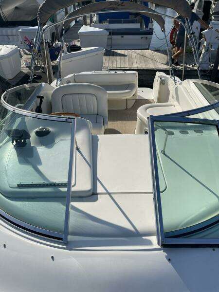 27ft Sea Ray Yacht For Sale