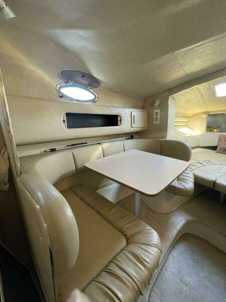 27ft Sea Ray Yacht For Sale