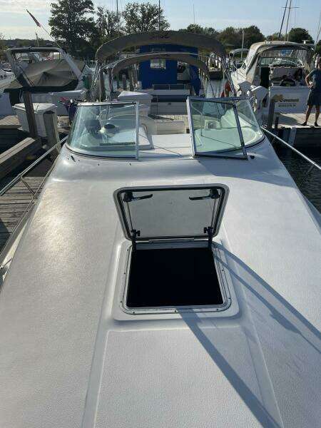 27ft Sea Ray Yacht For Sale