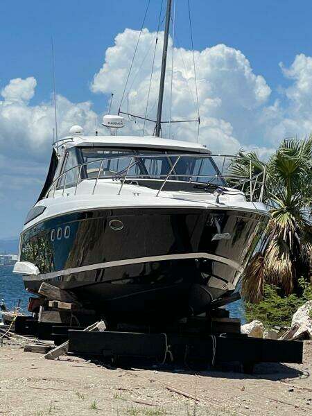 Black Pearl 42ft Regal Yacht For Sale