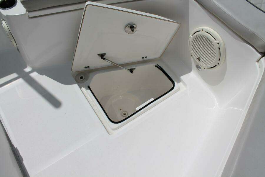 32ft Sea Fox Yacht For Sale