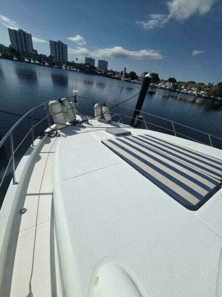66ft Grand Harbour Yacht For Sale