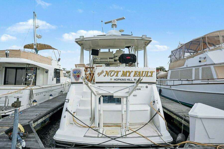 Still Not My Fault 39ft Carver Yacht For Sale