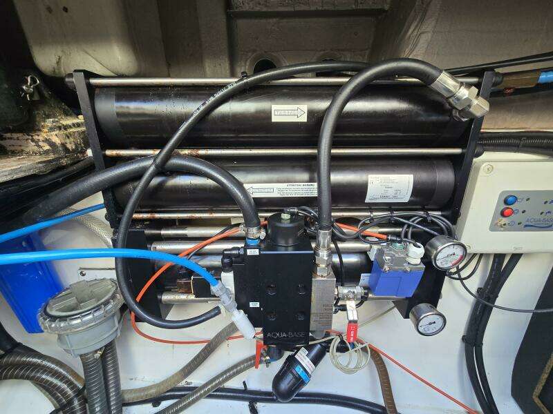 Le Grand Bleu I 42ft Bali Yacht For Sale