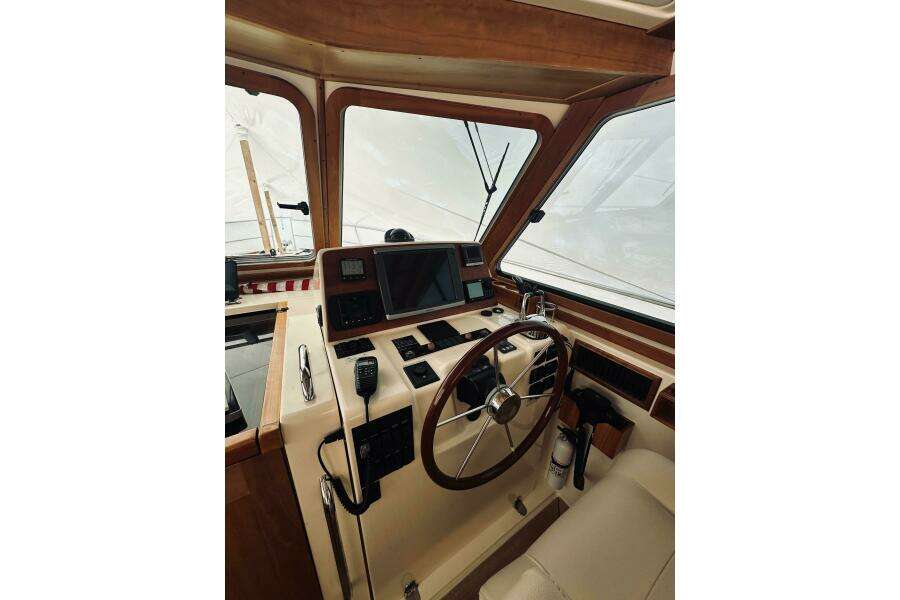 Grand Finale 38ft Sabre Yacht For Sale